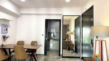 Egyptian cotton sheets, premium bedding, down comforters