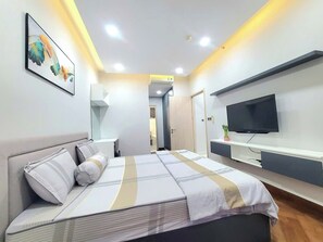 Egyptian cotton sheets, premium bedding, down comforters - Nova D'mension Luxury Vacation Residence (Cau Ong Lanh)