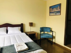 Free WiFi - Urban Colonial (quito)