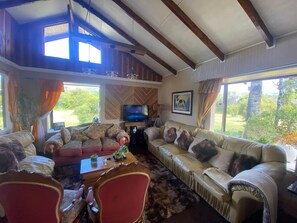 TV - Exclusive Casona with a view of the Villarica Volcano | Ideal for groups | Caburgua-Pucón (Pucon)