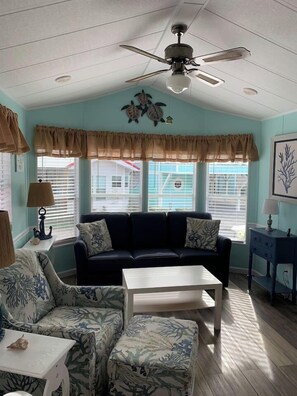 TV - *N59 SeaSuns Getaway (Myrtle Beach)