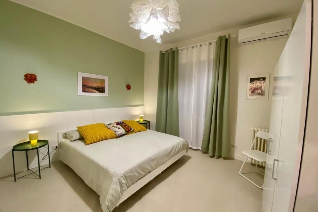 1 camera, culla da viaggio, Wi-Fi gratuito, lenzuola