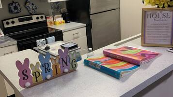 Horno, placa de cocina, lavavajillas