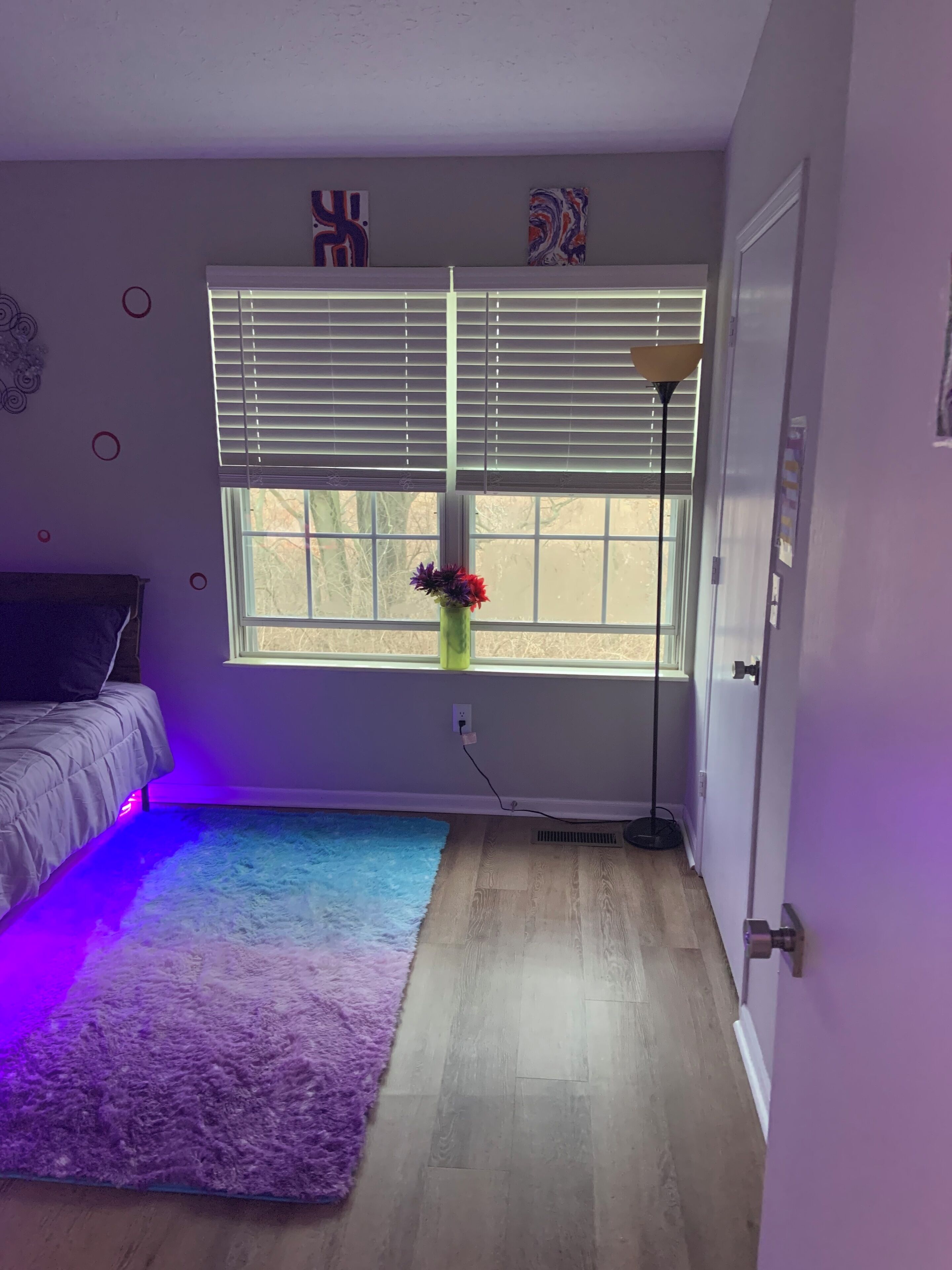 2 多间卧室、WiFi、床单