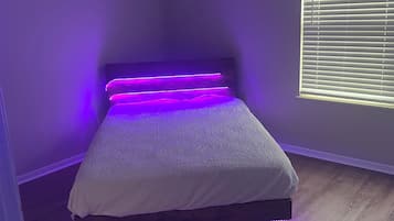 2 bedrooms, WiFi, bed sheets