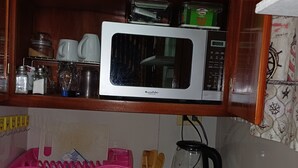 Private kitchen - Harbour View Inn, A Piece Of
Paradise (Harbour View)