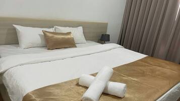 Egyptian cotton sheets, premium bedding, down comforters