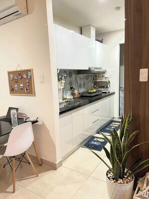 Phòng Suite cơ bản, 1 phòng ngủ, quyền sử dụng Club Lounge, quang cảnh thành phố | Bộ trải giường bằng vải cotton Ai Cập, bộ đồ giường cao cấp 