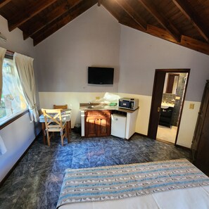 Standard Studio, Patio, Mountain View | Free WiFi - Merlo Trail Lodge (Merlo)