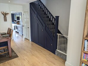 Dining - Quiet Salisbury 2 bed sleeps 4 | Wessex Quarters (Salisbury)