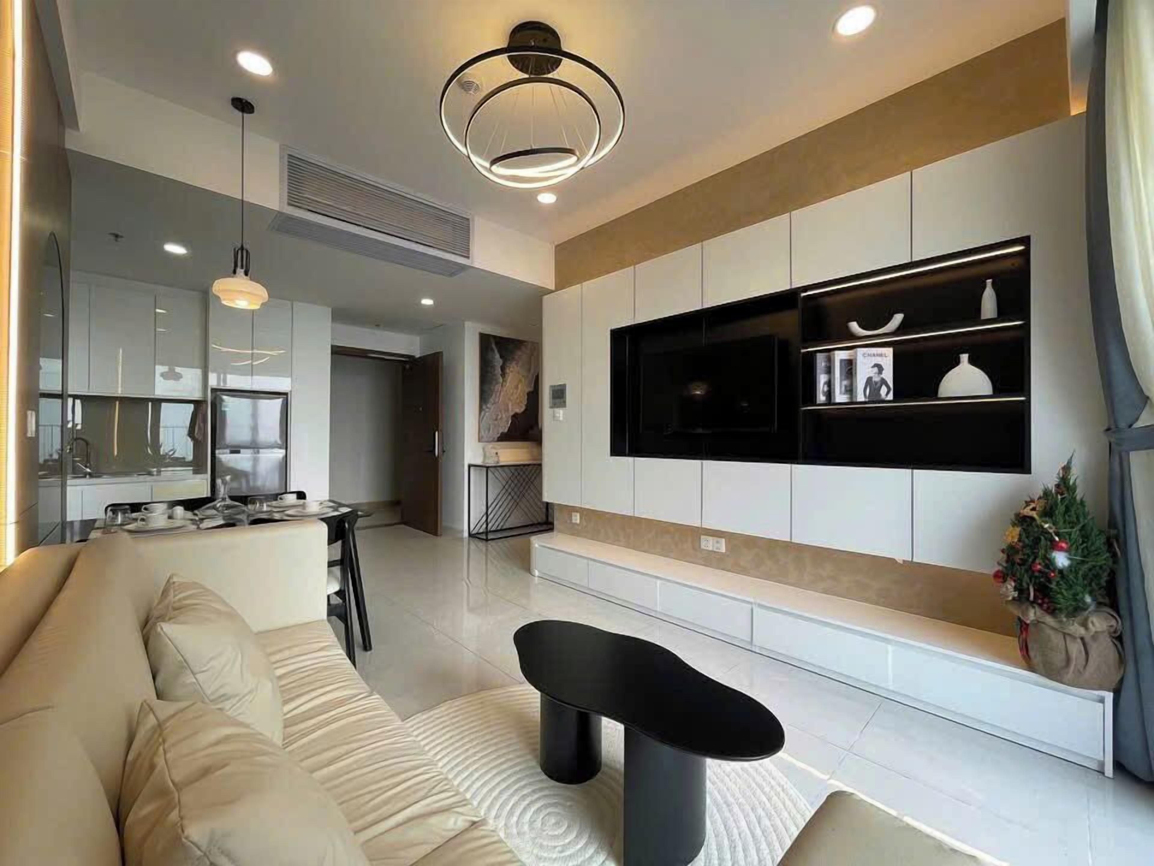 Basic Suite, 1 Bedroom, Club Lounge Access, City View | Egyptian cotton sheets, premium bedding, down comforters