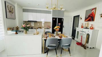 Egyptian cotton sheets, premium bedding, down comforters