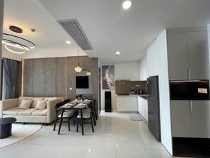 Egyptian cotton sheets, premium bedding, down comforters - Nova Lumiere Q2 Luxury Vacation (An Khanh)