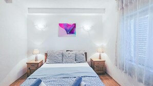 2 dormitoris, un bressol de viatge i wifi gratuïta 