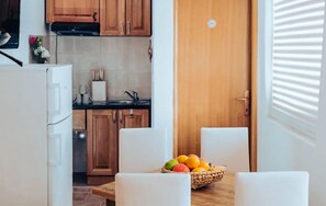 Dining - 2 bedroom beautiful apartment in Vrboska (Vrboska)