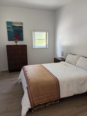 2 bedrooms, WiFi, bed sheets - Cozy, recently renovated, 2-bedroom, full kitchen ADU in West Los Angeles! (Los Angeles)