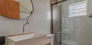 Shower - Casa em Caraguatatuba com Churrasqueira (Caraguatatuba)