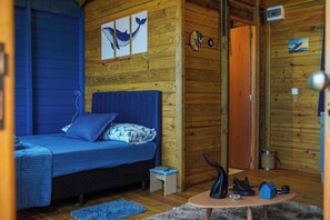 1 chambre, accès Internet, draps fournis