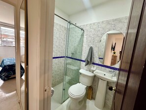 Hair dryer, towels, toilet paper - Apartment located in Vipasa Norte de Cali. (Cali)