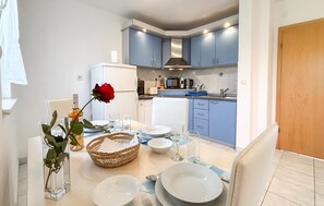 Fridge, microwave, stovetop, dishwasher - 1 bedroom lovely apartment in Pinezici (Pinezici)