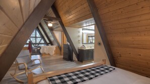 2 slaapkamers, een strijkplank/strijkijzer, wifi, beddengoed