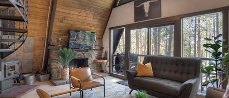 TV connectée, cheminée