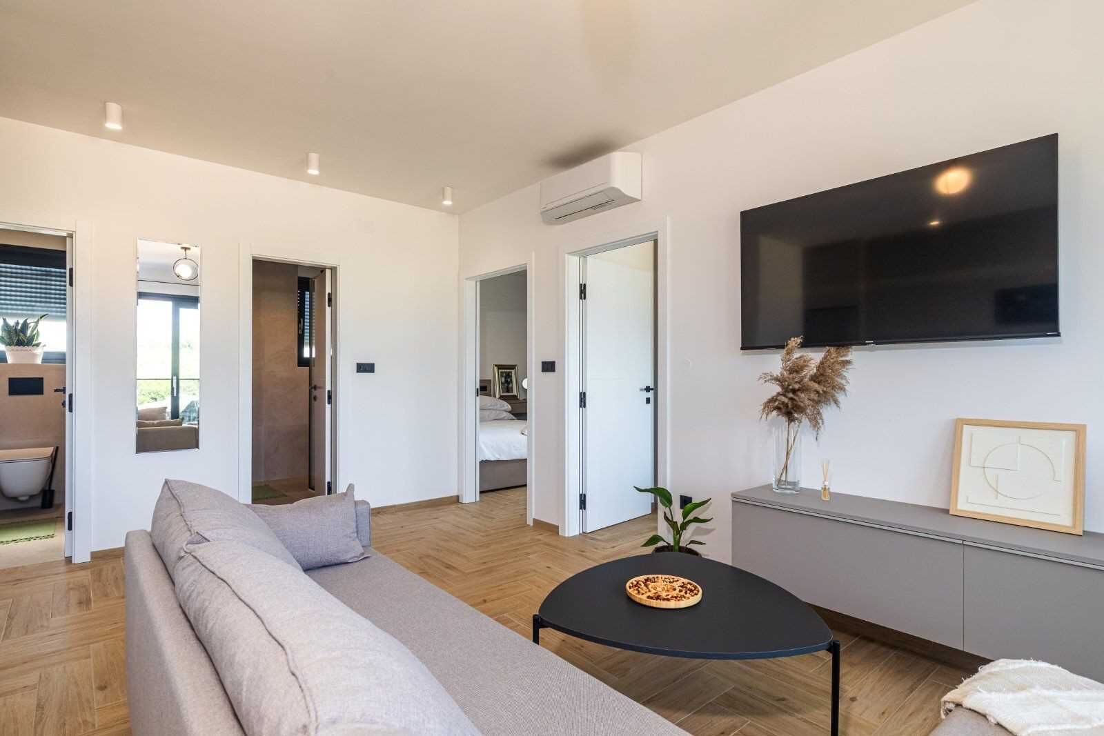Luxury Apartment Lariv Ii With Pool - Krk