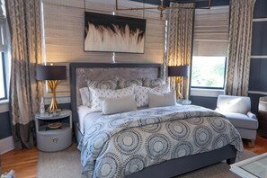 Luxury Suite, City View | Free WiFi - Pandora's Manor Bed & Breakfast (High Point)