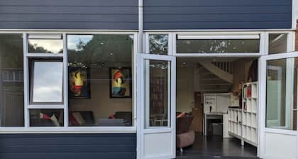 Charming 3-bedroom townhome in Lelystad perfect for your getaway.