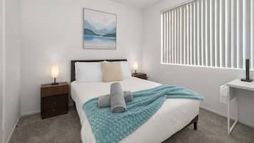 Iron/ironing board, travel crib, WiFi, bed sheets