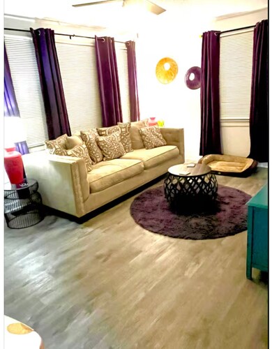 Cozy 2-bedroom house in wonderful Garner with cool AC