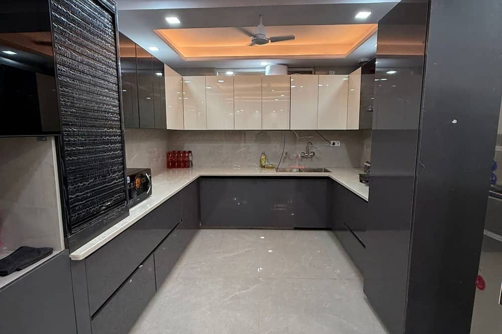 Stella Homestay- Near Yashoobhomi