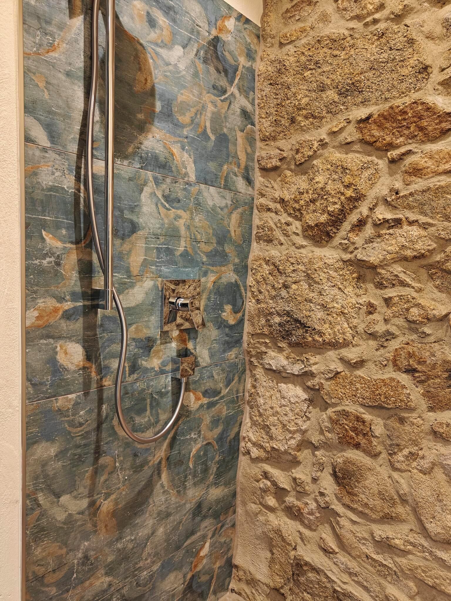 Luxury-Studiosuite, Gartenblick | Badezimmer