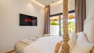 Two-Bedroom Apartment | Soundproofing, free WiFi