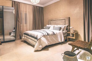 Standard Suite | Soundproofing, free WiFi