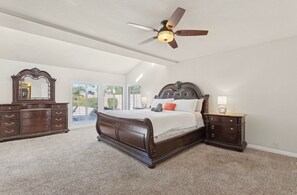 5 bedrooms, Internet, bed sheets - Spacious 5-bedroom house in Scottsdale most desirable neighborhood! (Scottsdale)