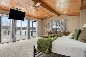 6 habitaciones, tabla de planchar con plancha y cuna de viaje 