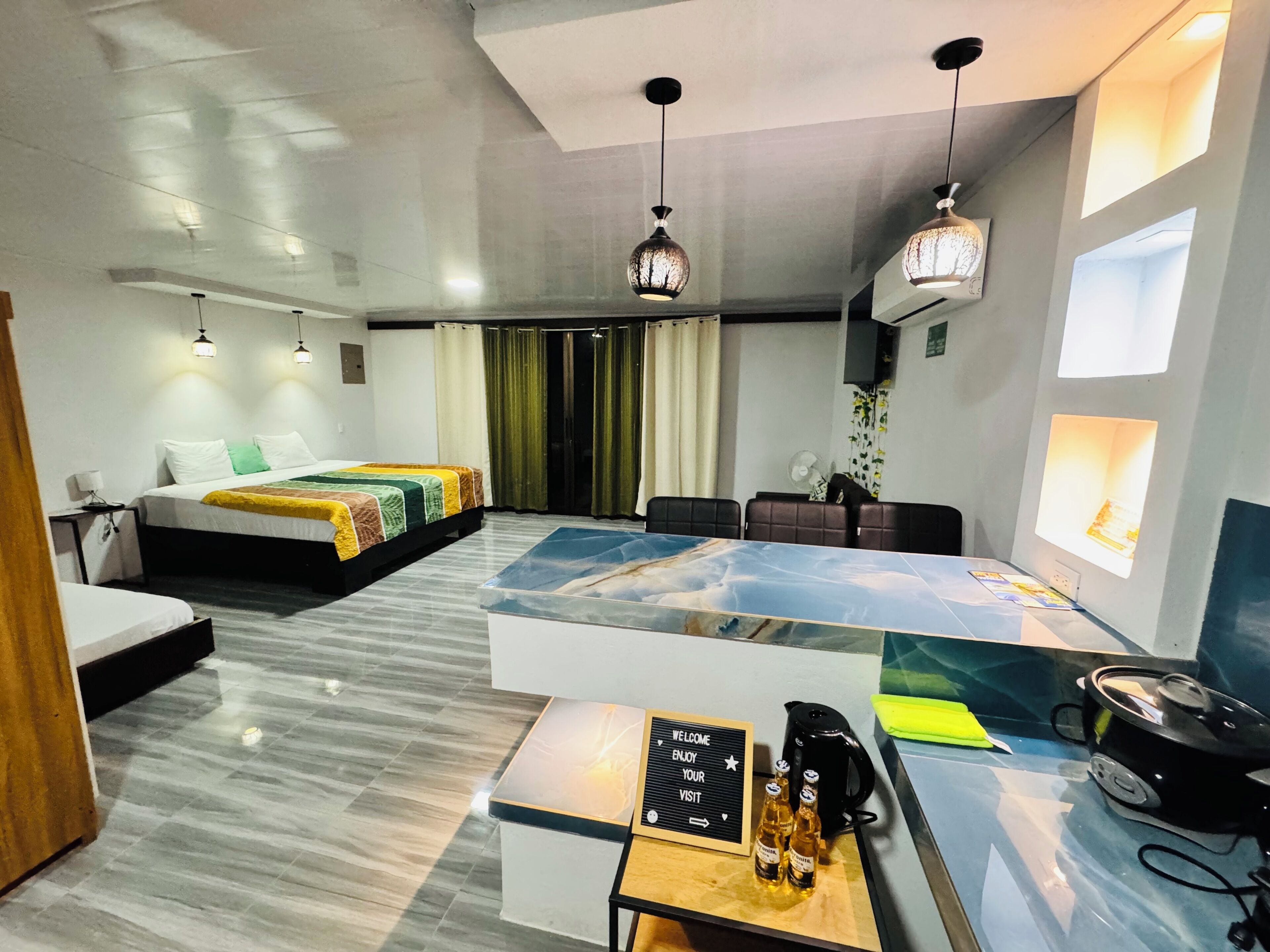 1 bedroom, iron/ironing board, WiFi (free), bed sheets