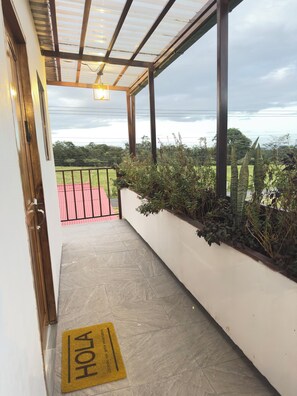 Exterior detail - Modern Loft | Volcano View | 5min from Downtown (La Fortuna)