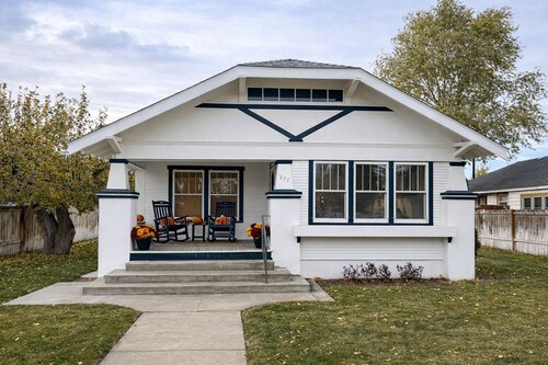 Charming 1925 Craftsman Bungalow in Blackfoot, Idaho.