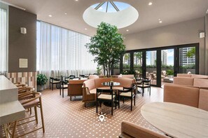 Dining - Discover Miami - Urban Apartment (Miami)