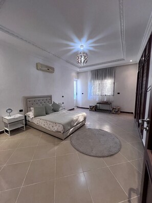 2 bedrooms, iron/ironing board, WiFi, wheelchair access - Luxury apartment just 5 minutes from the city center, (Marrakesh)