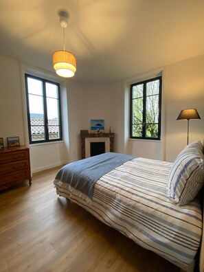 6 chambres, Wi-Fi, draps fournis