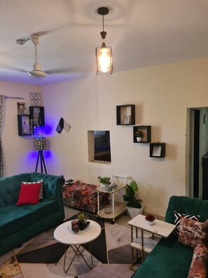 Living area - Private room in rental unit in Mombasa, Kenya (Mombasa)