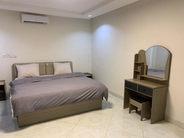 Deluxe Room | Free WiFi - Ave Maria Residences (Tema)