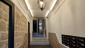 Unclassified image, 3 of 14, button - Pansini Ruggiero's Apartaments (Naples)