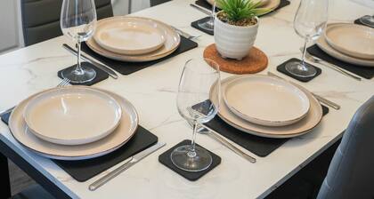 Extended Stay Welcome - Sleeps 5 - Free Parking