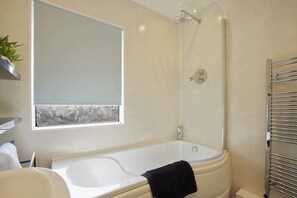 Shower, shampoo - Contractor Stays - Sleeps 5 - Free Parking (Doncaster)