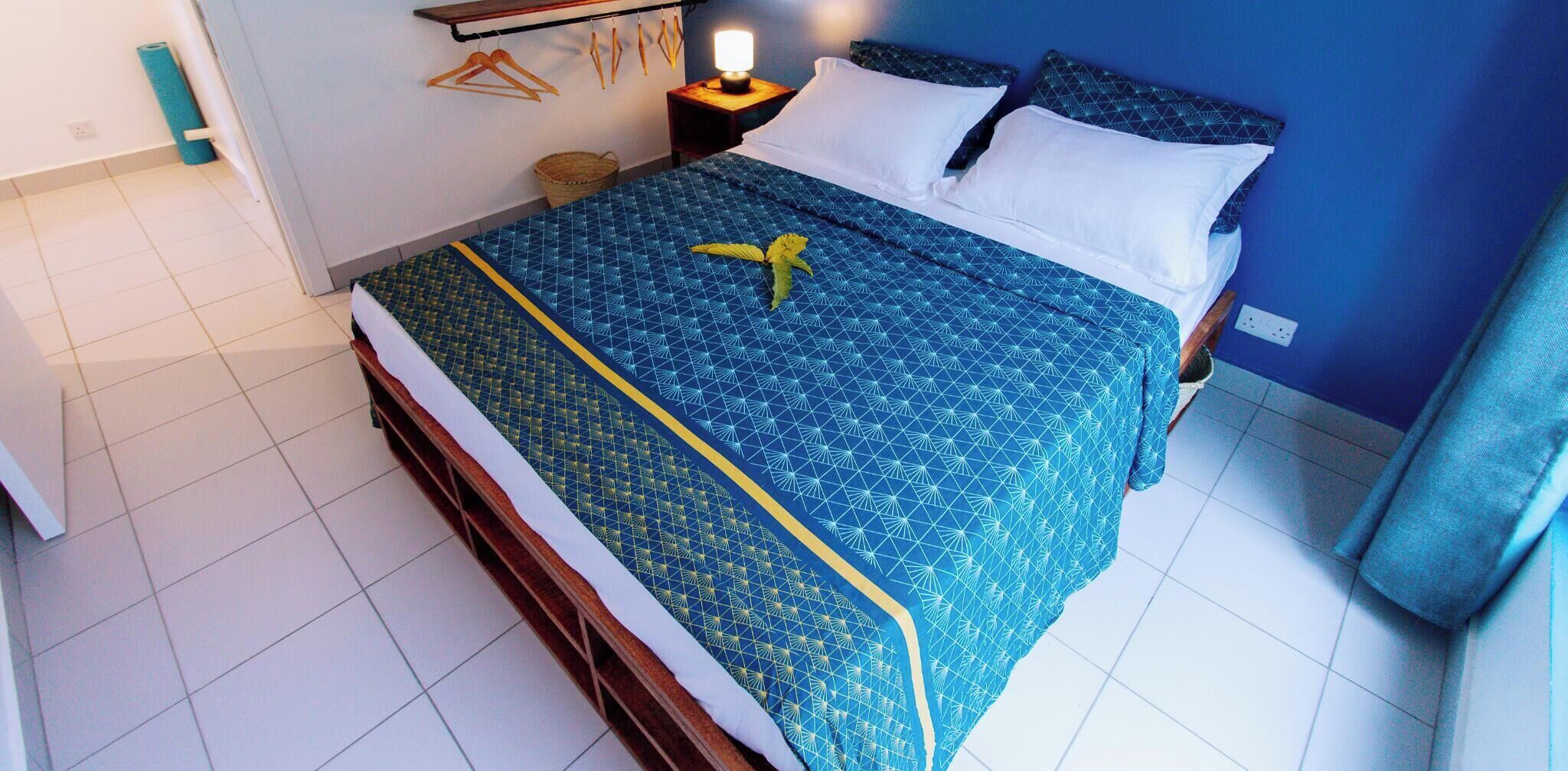 Căn hộ có thiết kế đặc sắc, 1 phòng ngủ, quang cảnh vườn, tầng trệt | Màn/rèm cản sáng, bàn ủi/dụng cụ ủi quần áo 