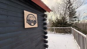 Property grounds - Black Bear Den, Pet Friendly Cabin with Shared Lake Access Sleeps 9 Guests (Northwest Piscataquis)